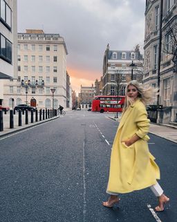 Mollie King feet photo thumbnail