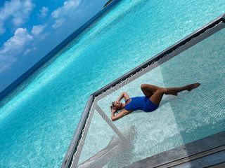 Ferne McCann feet photo thumbnail