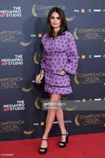 Penélope Cruz feet photo thumbnail