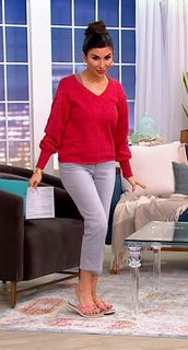 Courtney Khondabi feet photo thumbnail