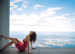 Ai Shinozaki feet photo thumbnail