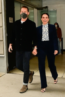 Sophia Bush feet photo thumbnail