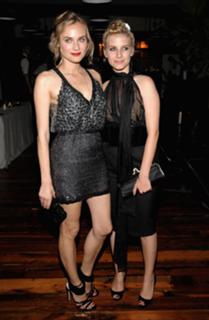 Diane Kruger feet photo thumbnail