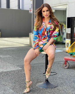 Cynthia Rodríguez feet photo thumbnail