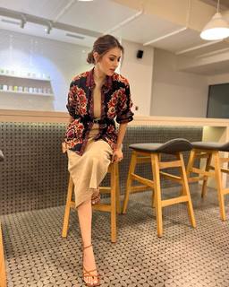 Hansika Motwani feet photo thumbnail