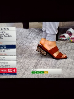 Kerstin Lindquist feet photo thumbnail