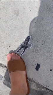 Franciely Freduzeski feet photo thumbnail