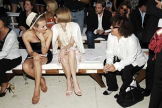Diane Kruger feet photo thumbnail