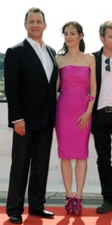 Ayelet Zurer feet photo 5