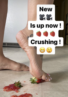 Deedee Rican feet photo thumbnail
