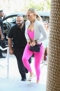 Kate Hudson feet photo thumbnail