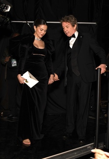Selena Gomez feet photo thumbnail