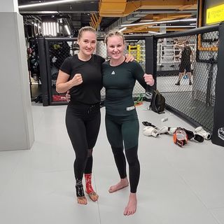 Valentina Shevchenko feet photo thumbnail