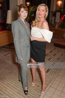 Laura Whitmore feet photo thumbnail