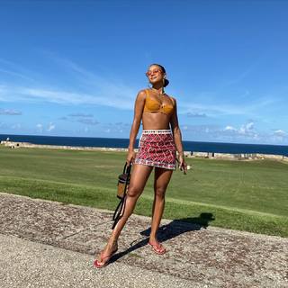 Karrueche Tran feet photo thumbnail