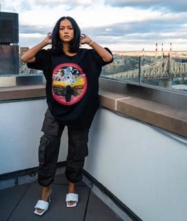 Karrueche Tran feet photo thumbnail