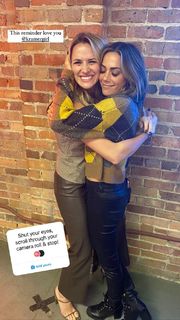 Shantel VanSanten feet photo thumbnail
