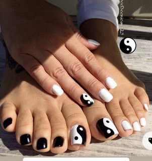 Deedee Rican feet photo thumbnail