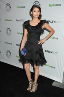 Nina Dobrev feet photo thumbnail