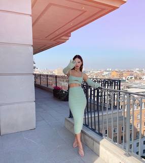 Lily James feet photo thumbnail