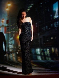 Mi Yang feet photo thumbnail