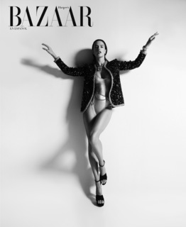 Alessandra Ambrosio feet photo thumbnail