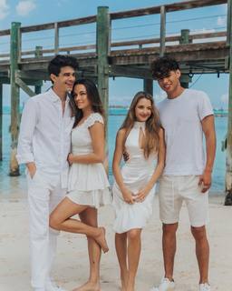 Pierson Wodzynski feet photo thumbnail