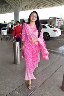 Kiara Advani feet photo thumbnail