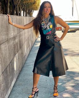 Galilea Montijo feet photo thumbnail