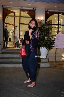 Ileana D'Cruz feet photo thumbnail
