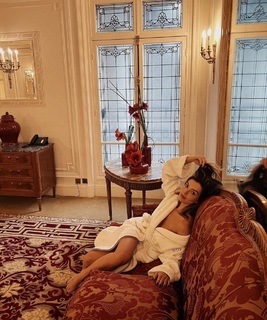 Giovanna Lancellotti feet photo thumbnail
