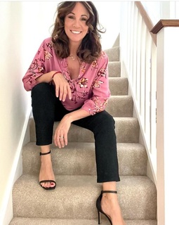 Andrea McLean feet photo thumbnail