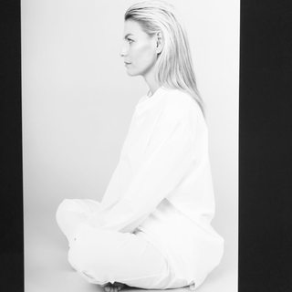 Federica Fontana feet photo thumbnail