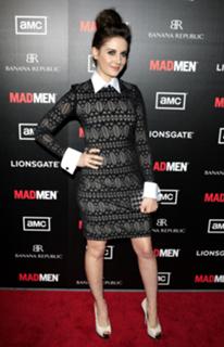 Alison Brie feet photo thumbnail