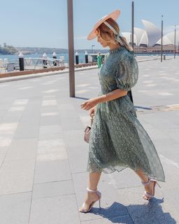 Delta Goodrem feet photo thumbnail