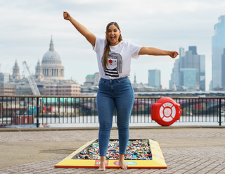 Jacqueline Jossa feet photo thumbnail