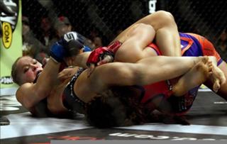 Ronda Rousey feet photo thumbnail