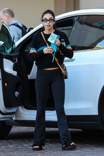 Chantel Jeffries feet photo thumbnail