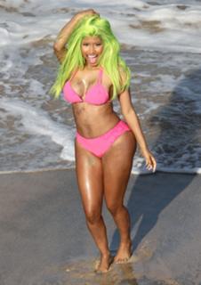 Nicki Minaj feet photo thumbnail
