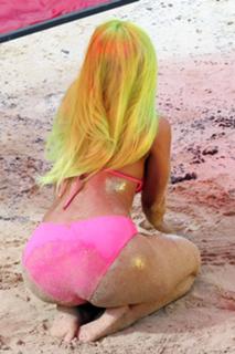 Nicki Minaj feet photo thumbnail