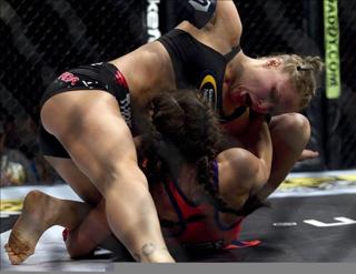 Ronda Rousey feet photo thumbnail