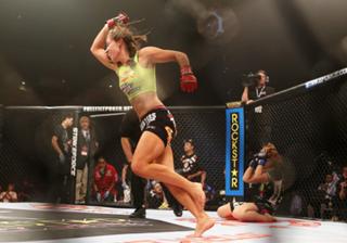 Miesha Tate feet photo thumbnail
