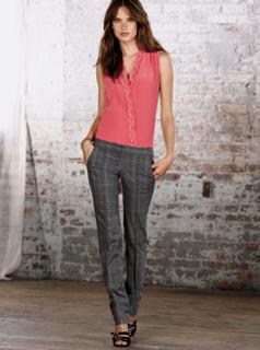 Alessandra Ambrosio feet photo thumbnail
