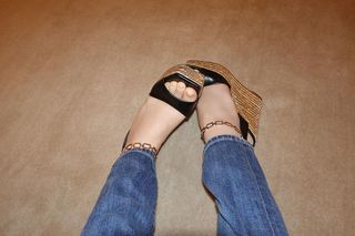 Thalía feet photo thumbnail