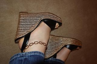 Thalía feet photo thumbnail