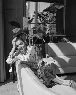 Kajal Aggarwal feet photo thumbnail