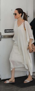 Angelina Jolie feet photo thumbnail