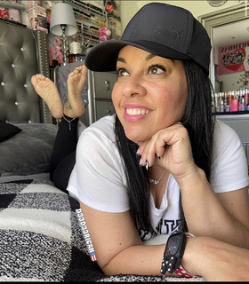 Deedee Rican feet photo thumbnail