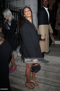 Alesha Dixon feet photo thumbnail