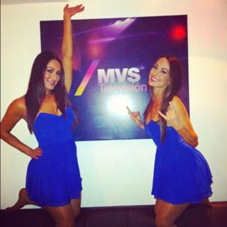 Nikki Garcia feet photo thumbnail